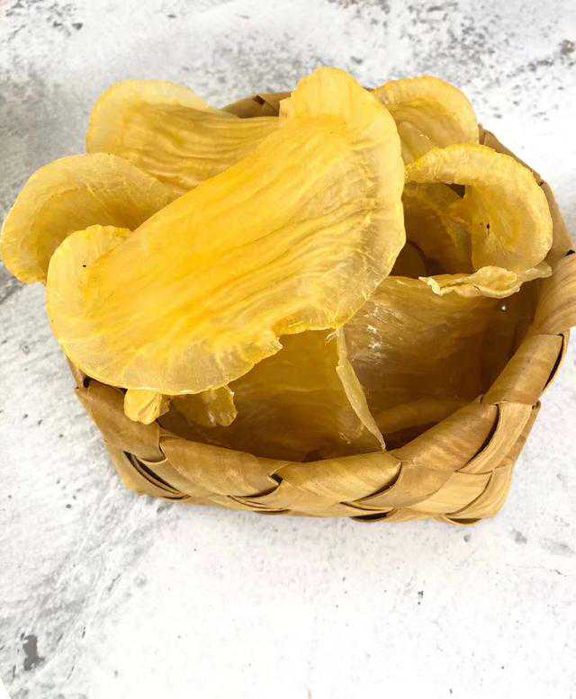 备孕、孕期、产后滋补是该吃燕窝还是吃花胶？专业的解答在这里