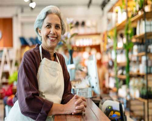 卵巢有多个小卵泡正常吗