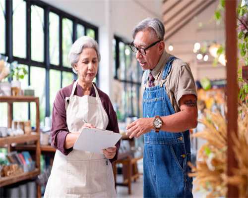 叶海洋海外“借精生子”拼二胎，女性“无偶式育儿”成潮流？